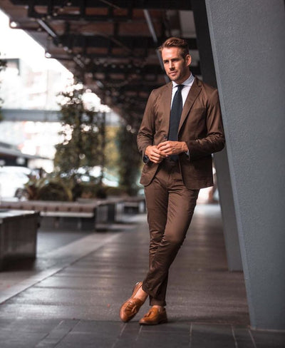 Suit Up with Style: 4 Expert Tips for Perfecting Your Suit Accessories Game